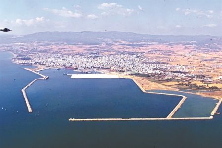 Αντίστροφη μέτρηση για παραχώρηση 10 λιμανιών