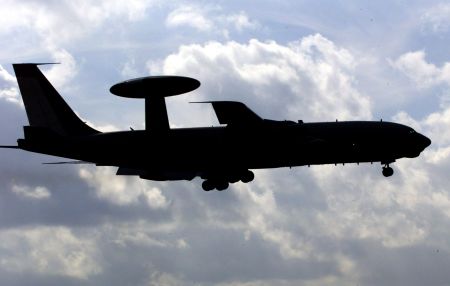 ΝΑΤΟ: Πάνω από 400 αναχαιτίσεις ρωσικών μαχητικών εντός 2014