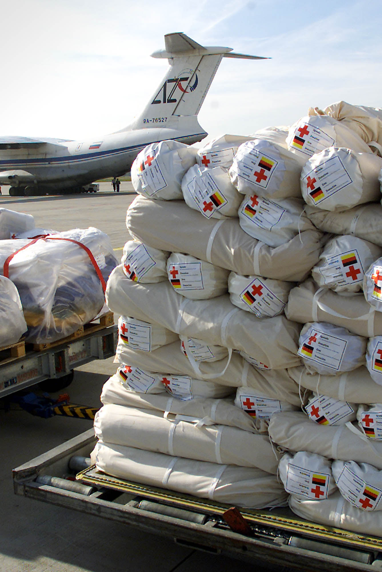 Πόλεμος για το εάν η Ρωσία έστειλε οπλισμένα οχήματα με το «ουκρανικό κονβόι»