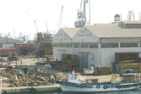 Η κυβέρνηση επιχειρεί ανανέωση της ναυπηγοεπισκευαστική βιομηχανίας