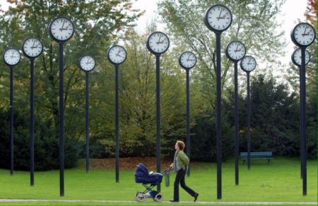 Να καταργηθεί ή όχι η θερινή ώρα;