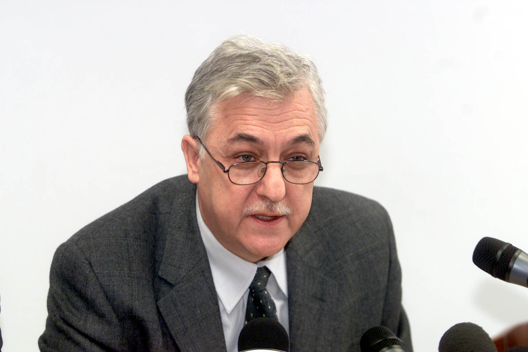 Αλ.Παπαδόπουλος στο ΒΗΜΑ:Οι λαϊκιστές να αποκλεισθούν από τη Κεντροαριστερά