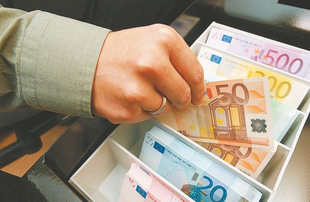 Αρπαγές εκατομμυρίων ευρώ από «αδρανείς» λογαριασμούς