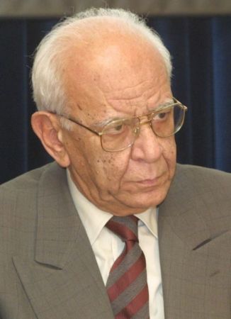 Πέθανε ο πρώην δήμαρχος Αθηναίων Νίκος Γιατράκος