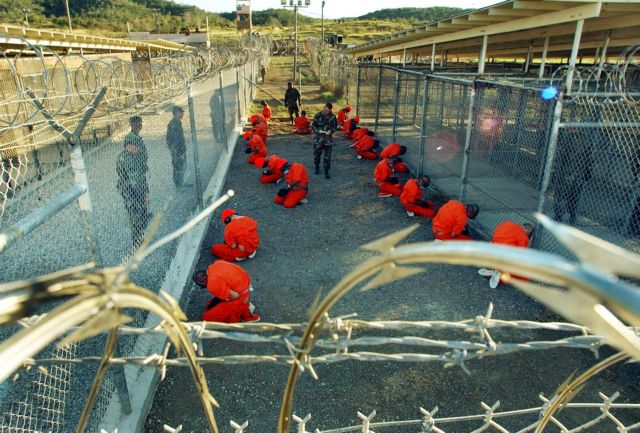 Διάταγμα Τραμπ να παραμείνει ανοικτή η φυλακή στο Γκουαντάναμο
