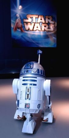 Νεκρός βρέθηκε ο «πατέρας» του ρομπότ R2-D2