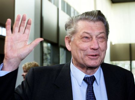 Deutsche Welle: Μια φράση που κόστισε στη Deutsche Bank €900 εκ.