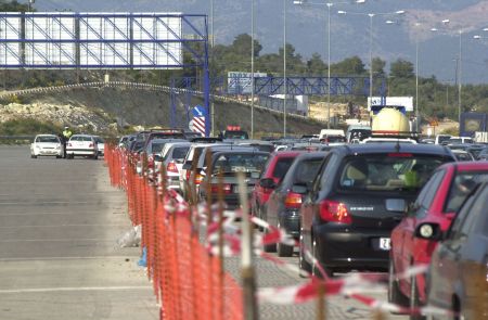 Μειωμένη σε σχέση με πέρσι η έξοδος των Αθηναίων για την Καθαρά Δευτέρα