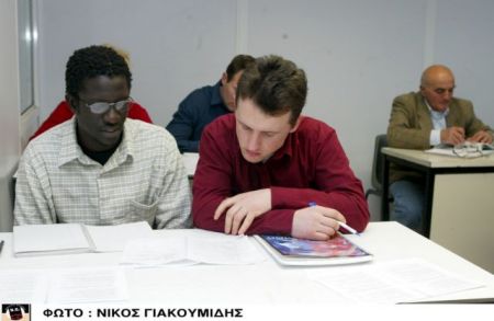 Εξετάσεις πιστοποίησης ελληνομάθειας για 2.000 αλλοδαπούς