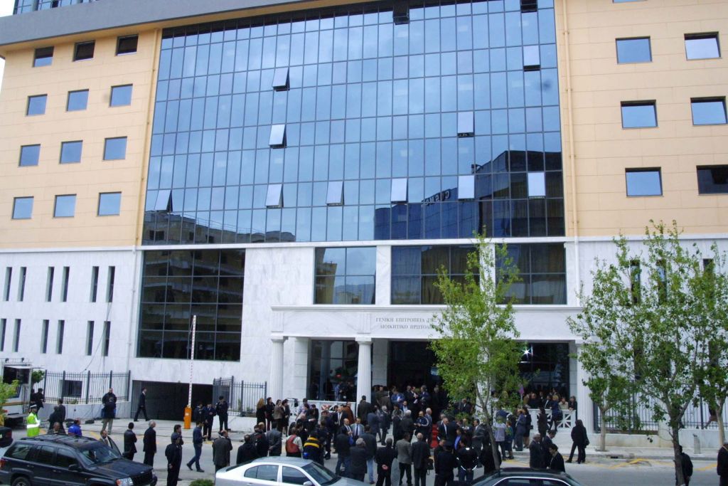 “Πυρά” από τους διοικητικούς δικαστές κατά Πολάκη για το πόθεν έσχες τους