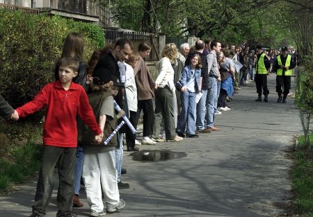 Διεθνής Αμνηστία: Γράψε ένα γράμμα για τα ανθρώπινα δικαιώματα