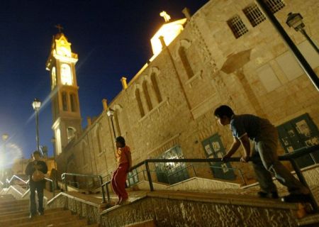 Η Αθήνα αναζητεί την «επιστροφή» της στη Μέση Ανατολή