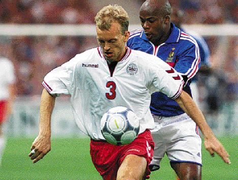 ΡΕΝΕ ΧΕΝΡΙΚΣΕΝ