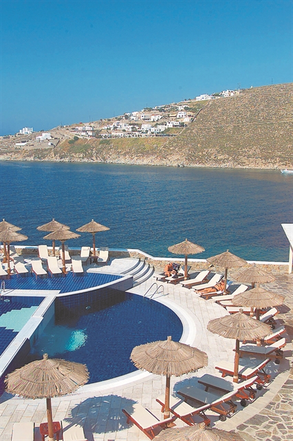 Νέα ρεκόρ και άνοδο τιμών βλέπουν οι ξενοδόχοι