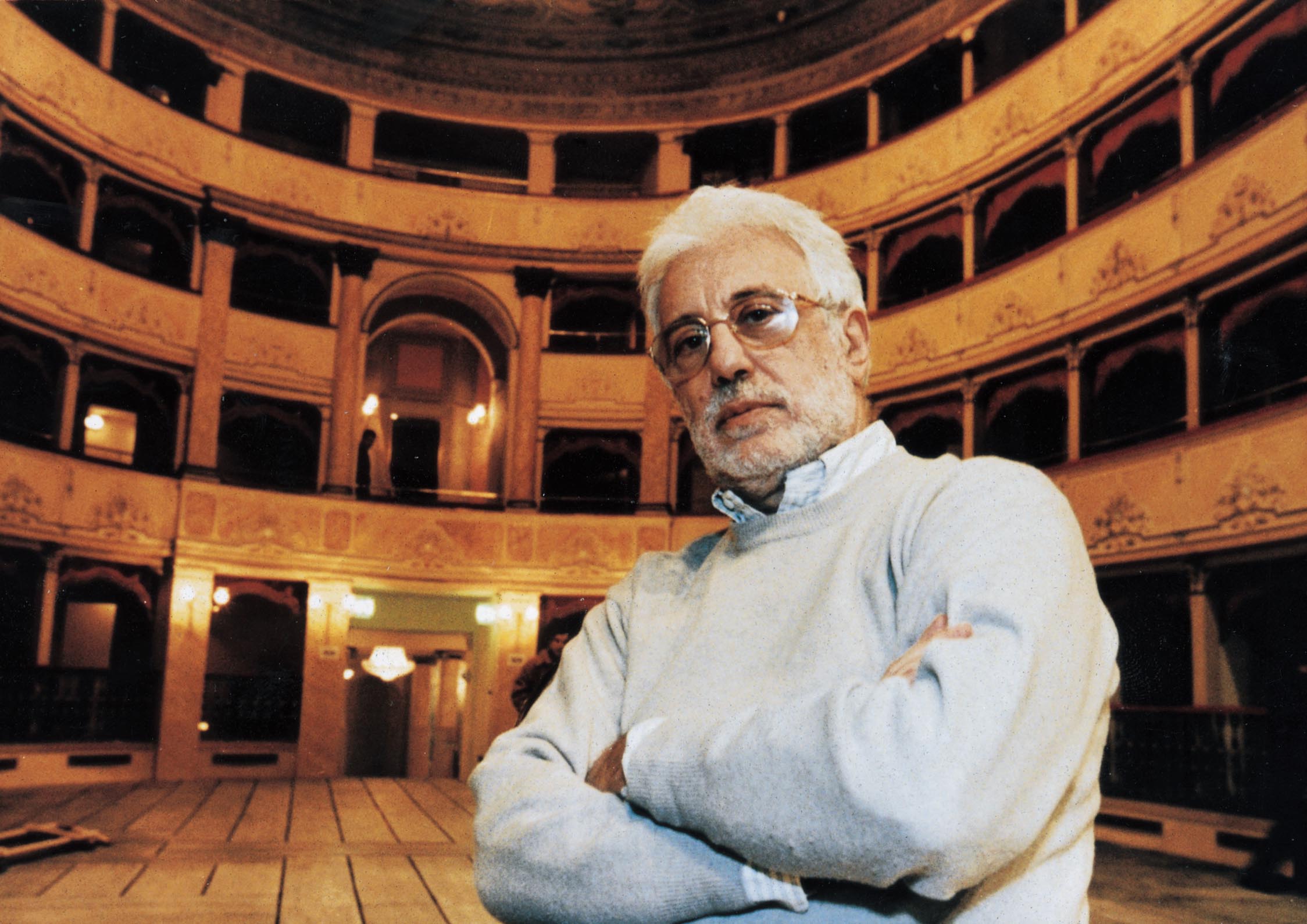 Πέθανε σε ηλικία 82 ετών ο θεατρικός σκηνοθέτης Λούκα Ρονκόνι