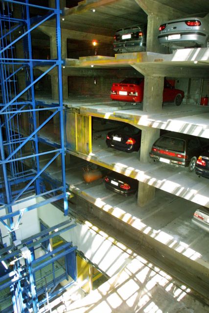 Μικρό, φθηνό και βενζινοκίνητο είναι το αυτοκίνητο της κρίσης