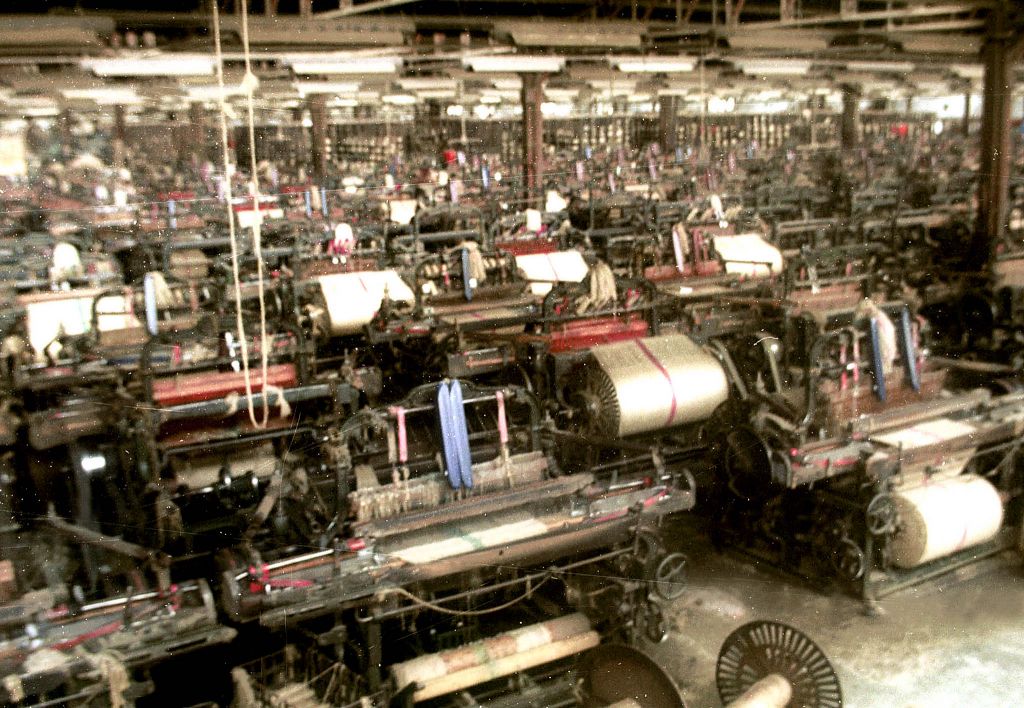 Αδύναμος τον Μάρτιο ο ρυθμός ανάπτυξης της μεταποίησης στην Ευρωζώνη