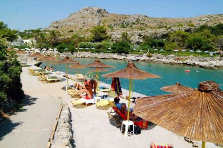 ΣΕΤΕ: Προτείνει «ασφαλιστική δικλίδα» στα συμβόλαια για τον ΦΠΑ