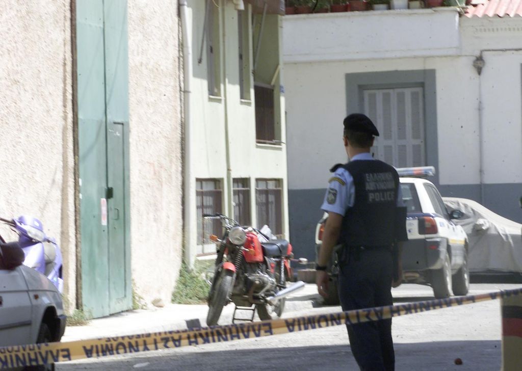 Συμμορίες επί Κολωνώ