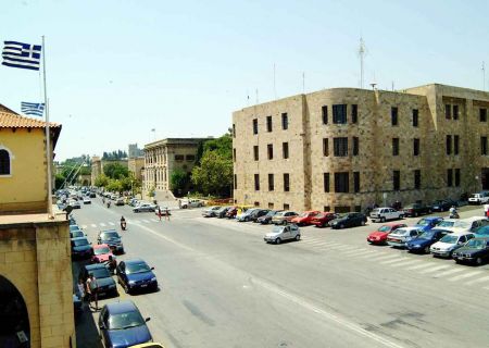 Συνελήφθη 26χρονος για τον εμπρησμό στο Δικαστικό Μέγαρο Ρόδου