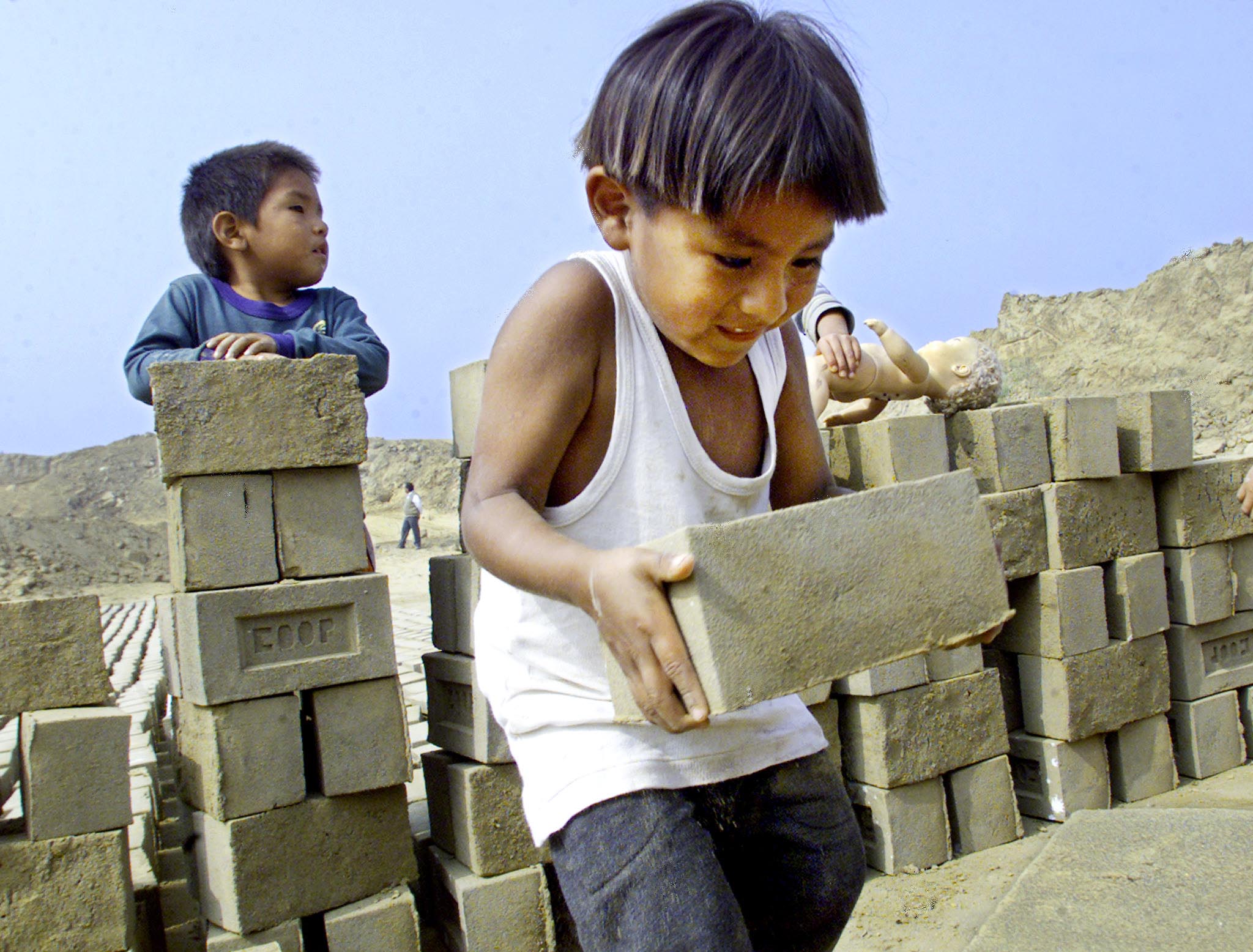 Περού: Πάνω από 100.000 παιδιά στο Περού εργάζονται ως οικιακοί βοηθοί