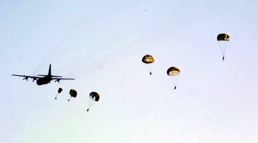 Σλοβακία: Αεροσκάφη με αλεξιπτωτιστές συγκρούστηκαν στον αέρα