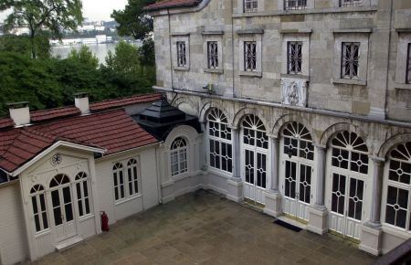 Η Εκκλησία των Σκοπίων επανέρχεται στο Οικουμενικό Πατριαρχείο χωρίς τον όρο «Μακεδονική»