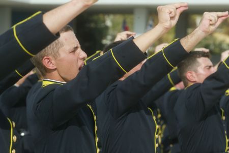 Ολη η προκήρυξη για την εισαγωγή στις Στρατιωτικές Σχολές