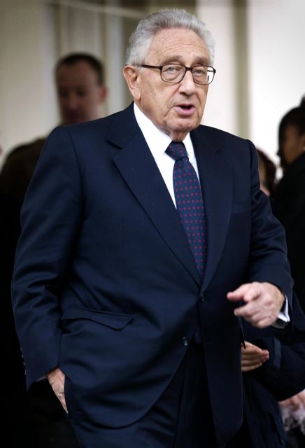 Κίσινγκερ: Κύριοι, προσγειωθείτε