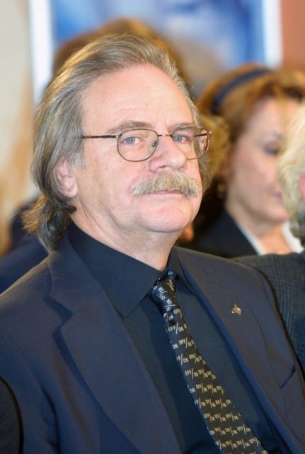 Αχανής λογοτεχνικός κατάλογος