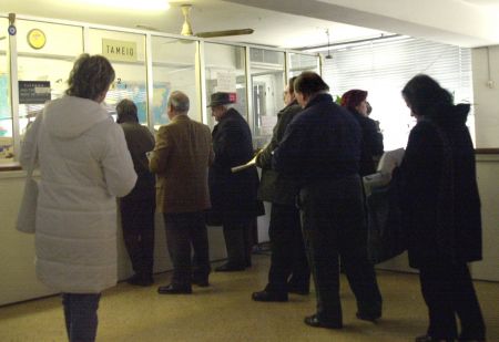 «Φωτιά» στα «μηχανάκια» Taxis από αιτήσεις ληξιπρόθεσμων οφειλετών