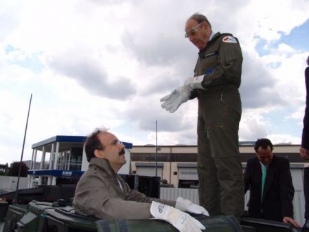 Τα Λέοπαρντ, ο απόστρατος και ο εισαγγελέας