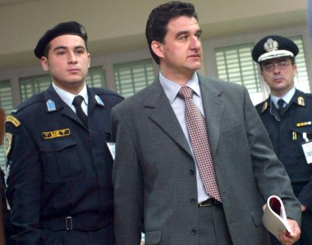 Στο νοσοκομείο βρίσκεται ο Ηρακλής Κωστάρης μετά από απεργία πείνας