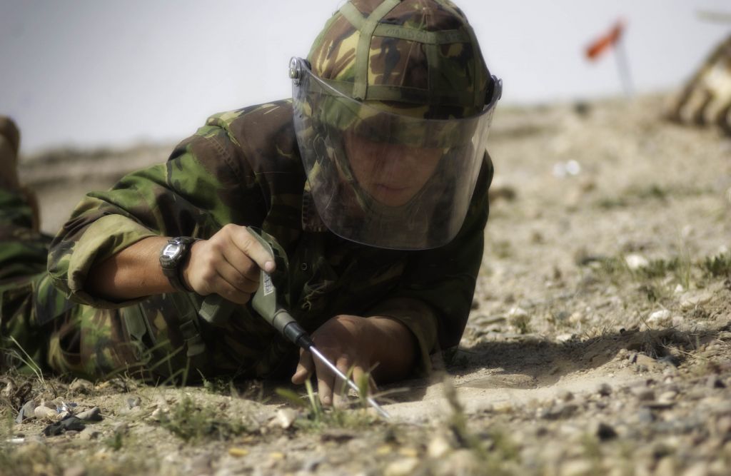 Διώξεις σε ΜΚΟ: Οι σκιές της χρηματοδότησης