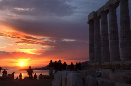 Παίρνουν πίσω από το ΤΑΙΠΕΔ τα «φιλέτα» του παράκτιου αττικού μετώπου