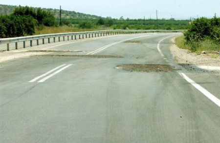 Εκτακτες κυκλοφοριακές ρυθμίσεις στην Αθηνών-Πατρών το απόγευμα της Μ. Τετάρτης