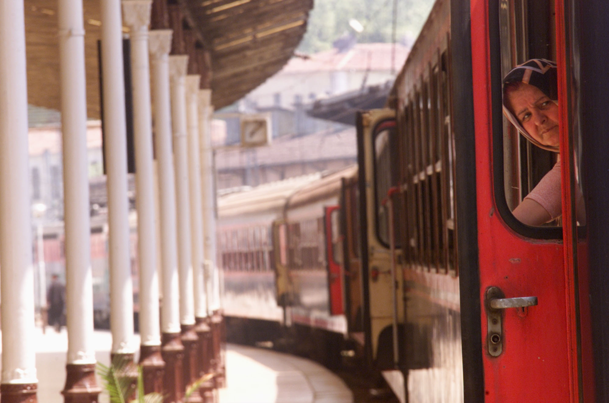 Ματιές μέσα από το παράθυρο του τρένου