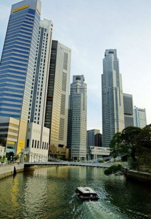 Σιγκαπούρη: Δύο συλλήψεις που συνδέονται με τρομοκρατία