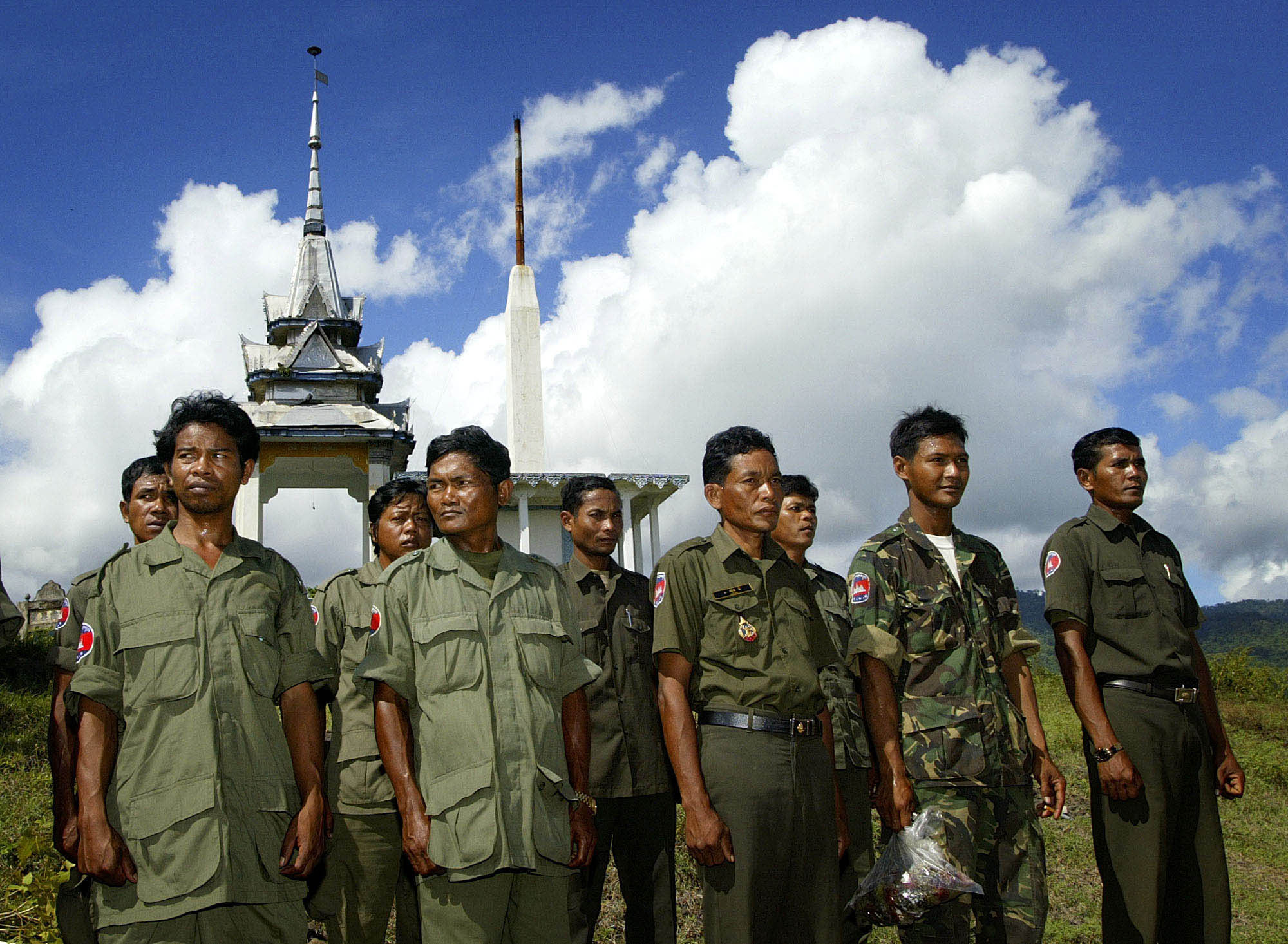 Σε ισόβια καταδικάστηκαν δύο πρώην ηγέτες των Ερυθρών Χμερ