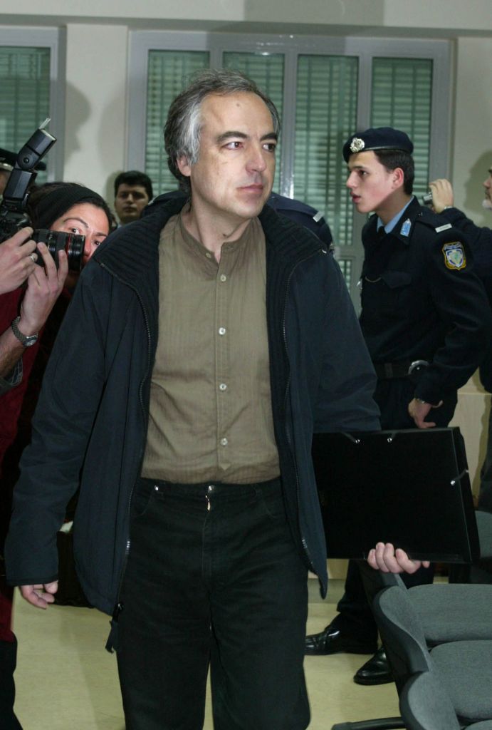 Αρνούνται να μπουν στα κελιά τους Κουφοντίνας και Γουρνάς