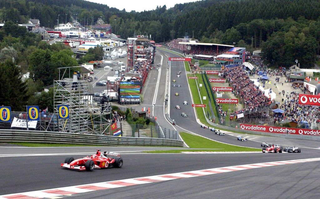 Νέες μεγάλες αλλαγές, νέα μεγάλα ερωτηματικά