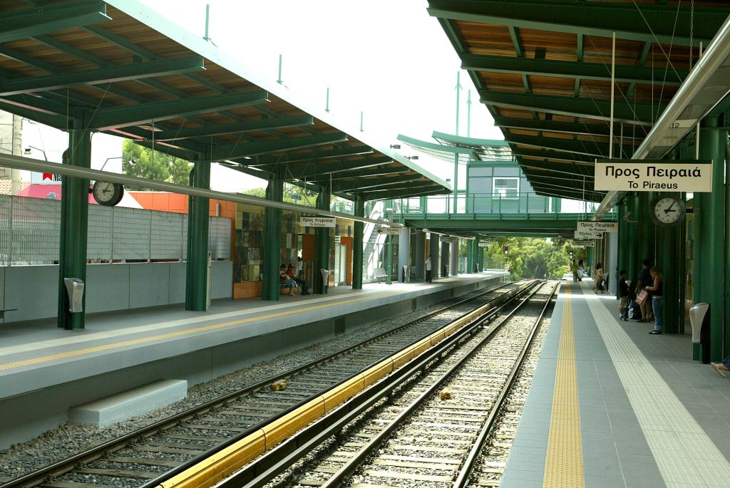 Γυναίκα έπεσε στις ράγες του ΗΣΑΠ στη Νέα Ιωνία