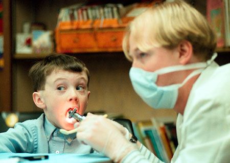Βορίδης – οδοντίατροι για παροχές στους ασφαλισμένους του ΕΟΠΥΥ