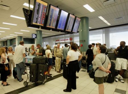 Εξιχνιάστηκε απάτη με εισιτήρια αεροπορικών εταιρειών