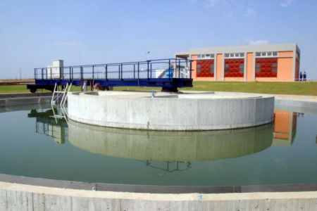 State Council ruling suspends water company privatization plans