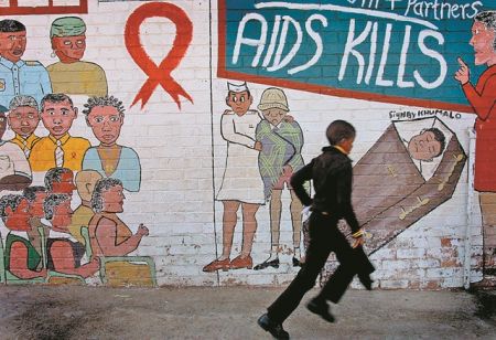 Πόροι για τη φτώχεια πάνε σε… φορολογικούς παραδείσους 