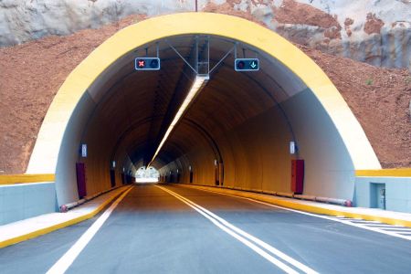 Επαναδιαπραγμάτευση για τα οδικά έργα που τελούν εν εξελίξει