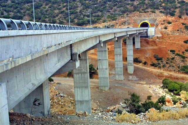 «Τρέχουν» επενδύσεις στην Κρήτη εν όψει εκλογών