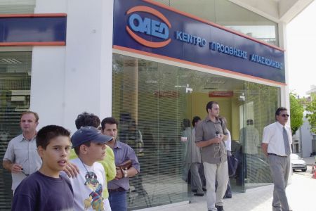 Γ. Βρούτσης: «Διπλό χτύπημα στην απασχόληση