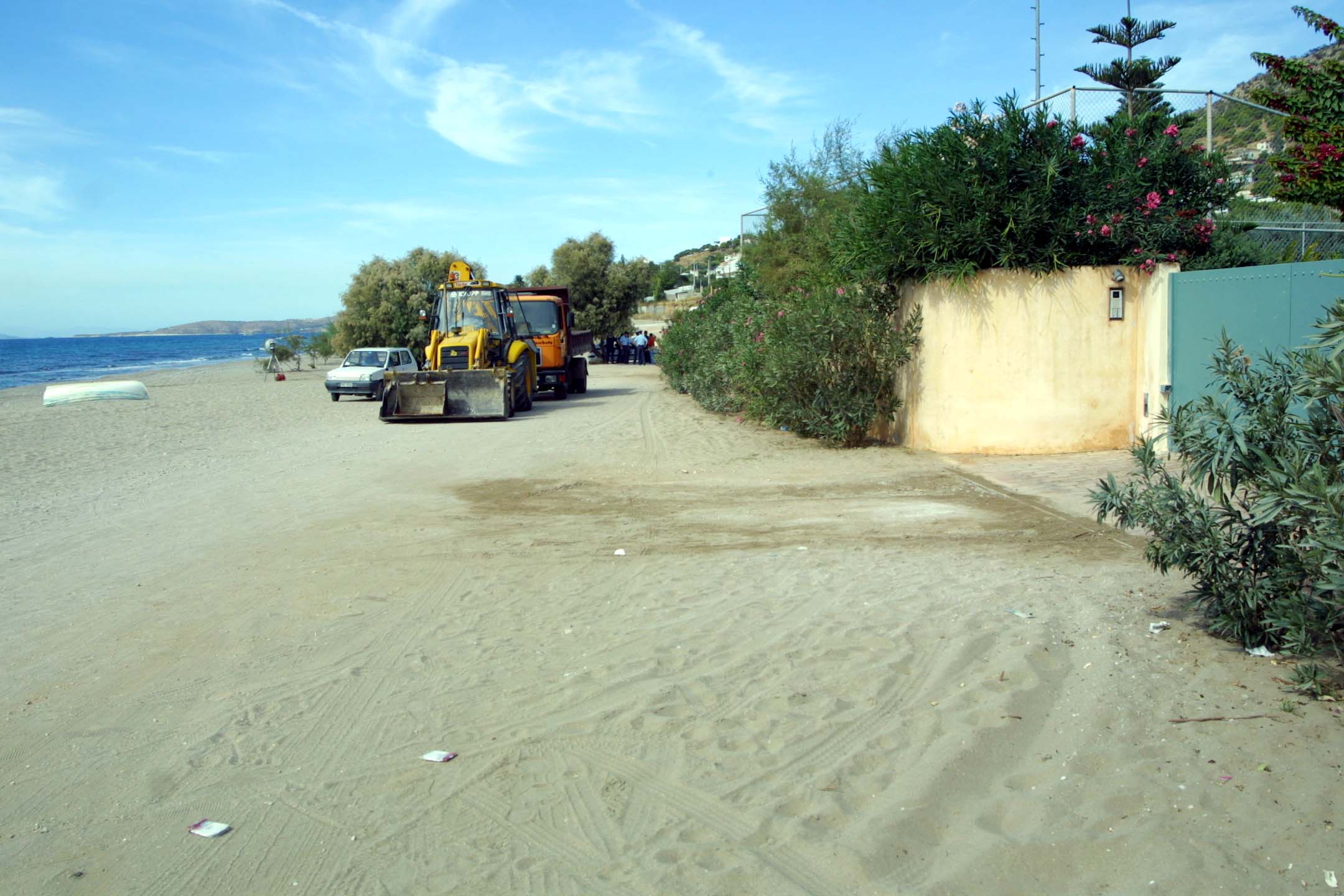 Τι απαντά το υπουργείο Οικονομικών για το νομοσχέδιο για τον αιγιαλό